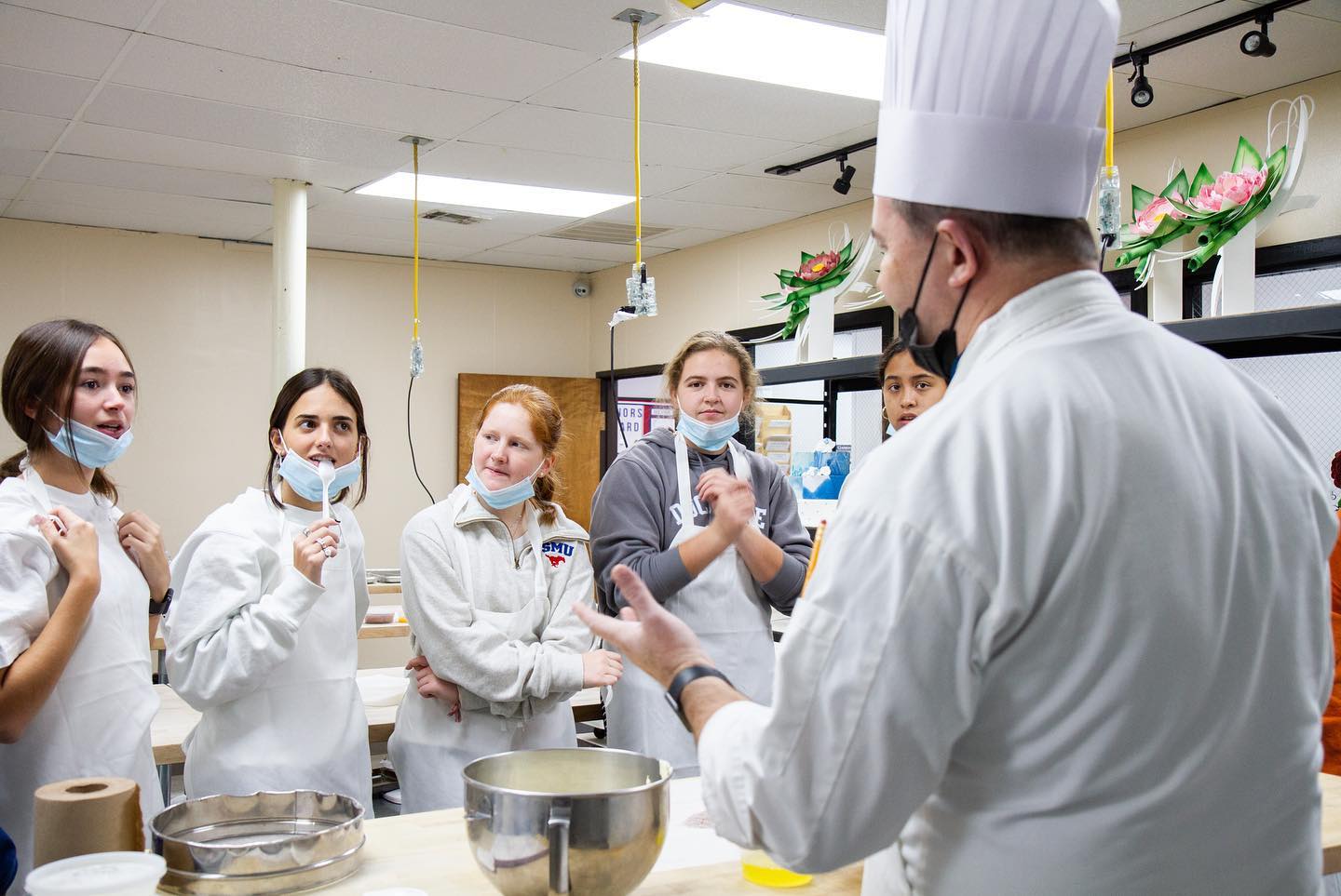 High School French Class Explores Cuisine at CIL Lenotre